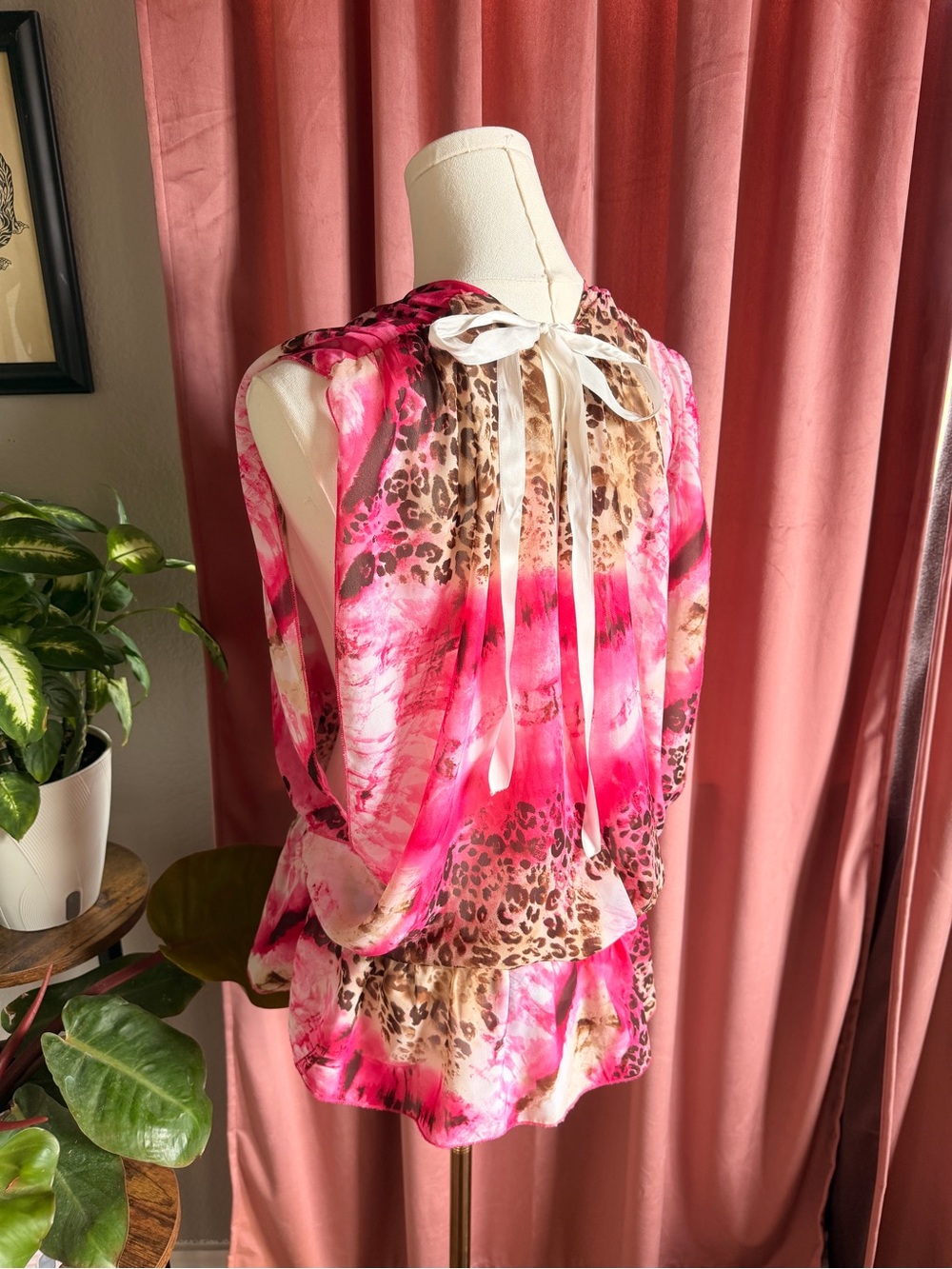 Vintage Y2K Grass Collection Hot Pink Animal-Print Tie-Back Sleeveless Blouse